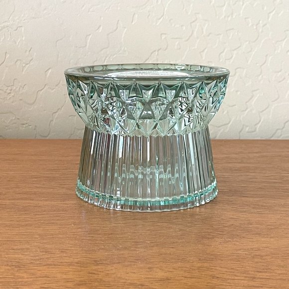 New Bath & Body Works Faceted Glass Pedestal Candle Holder Green for 3 Wick NWT - Picture 6 of 6